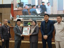 Sekda Balangan Sampaikan Rancangan Perubahan KUA-PPAS APBD 2026 di Paripurna DPRD