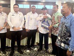 Buka Sosialisasi dan Monitoring Evaluasi Dana Hibah 2026, Bupati Kotabaru Tekankan Transparansi dan Akuntabilitas