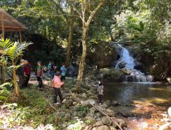 DPMPTSP Balangan Survei Lokasi untuk Penyusunan IPRO Kawasan Wisata Terpadu Tebing Tinggi