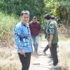 Anggota DPRD dan Dinas PUPR Survei Jembatan Rusak di Juai