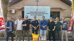 Aksi Nyata PWI Tanah Bumbu, Bagikan Paket Sembako dari Panti Asuhan hingga Tukang Becak