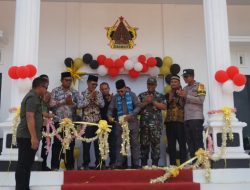 Tingkatkan Layanan Publik, Bupati Kotabaru Resmikan Kantor Desa Sidomulyo