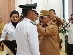 Lantik Kades Antar Waktu, Bupati Tekankan Amanah dan Tanggung Jawab