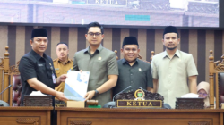Pemkab Tanah Bumbu Sampaikan Dua Raperda ke DPRD