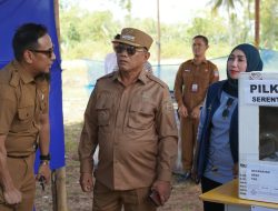 Bupati H Muhammad Rusli Tinjau Langsung Pelaksanaan Pilkades Serentak di TPS Desa Megasari