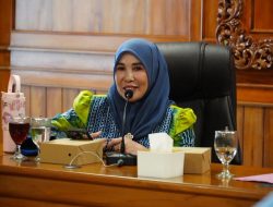 Balangan Mulai Diselimuti Asap, Bunda Sri Apresiasi Kekompakan Warga Cegah Karhutla