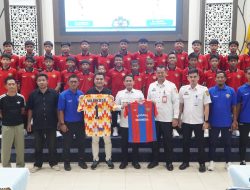 Lepas Tim Soeratin U-13 Wasaka Indonesia, Walikota Pesan Harumkan Nama Banua