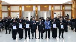 PKP Angkatan IV Tanah Bumbu Resmi Ditutup, Bupati Dorong Pelayanan Publik