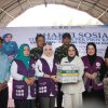 Ketua TP PKK Kalsel Hj. Fathul Jannah Serahkan Bantuan ke Warga Terdampak Kebakaran dan Kabut Asap di Barito Kuala