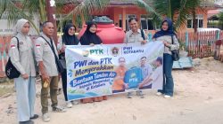 PT Pelsart Tambang Kencana dan PWI Kotabaru Salurkan Bantuan Tandon Air untuk Warga