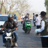 Lindungi Warga dari Paparan Asap Karhutla, Pemkab Tanah Bumbu Bagikan Masker Gratis