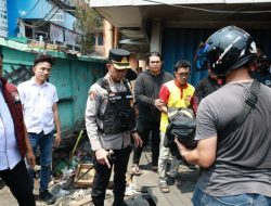 Patroli KRYD: Polresta Banjarmasin Sita 141 Butir Obat dan Sajam di Pasar Lima